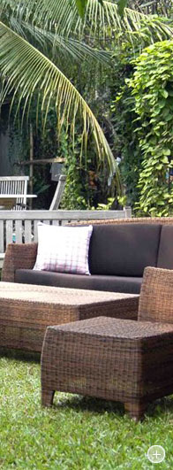 Jarke Teak & Rattan